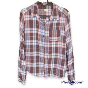 Hollister Women’s Pink Plaid Button Down Shirt Size Small